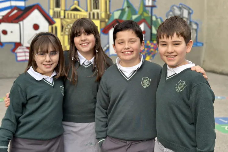 uniforme del Colegio San Lorenzo
